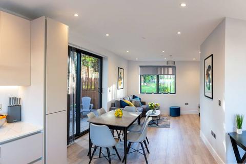 undefined, Bell Lane, Hendon, London, NW4