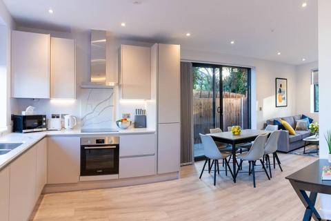 undefined, Bell Lane, Hendon, London, NW4