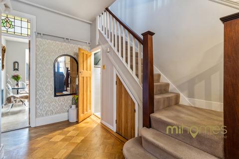 4 bedroom semi-detached house for sale, Bourne Hill, London, N13