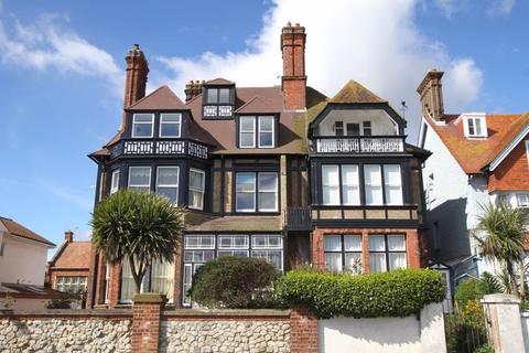 1 bedroom apartment for sale, Walmer Seafront