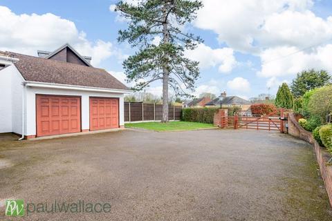 Moorings Epping Road, Nazeing, Waltham Abbey, EN9 2DH