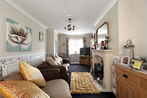 3 bedroom end of terrace house for sale, Schofield Avenue, West Bromwich
