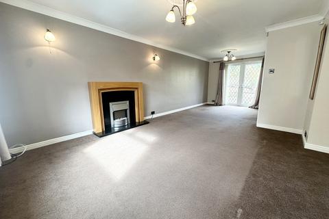 3 bedroom detached house for sale, Smalewell Road, Pudsey