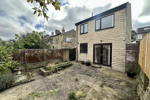 3 bedroom detached house for sale, Smalewell Road, Pudsey