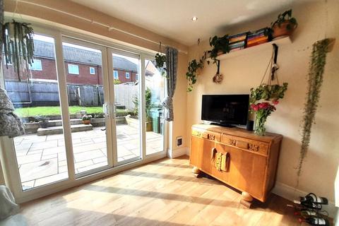 3 bedroom semi-detached house for sale, Alanbrooke Road, Chester