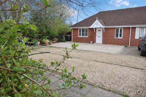 2 bedroom bungalow for sale, 24 Turnberry Drive, Woodhall Spa