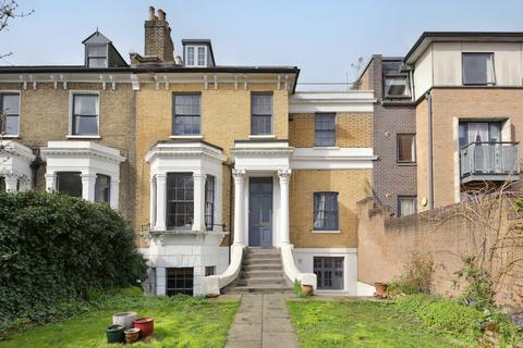 63b Lordship Road, London, N16 0QJ
