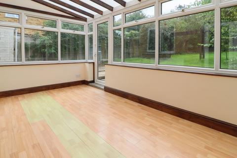 2 Hardy Close, Canterbury, CT2 8JS