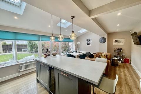 63 Trinity Road, Sutton Coldfield, B75 6TG