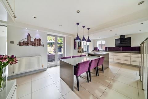 8 Miller Way, Exminster, Exeter, EX6 8TH