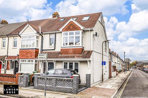 4 bedroom end of terrace house for sale, Shirley Avenue, Southsea