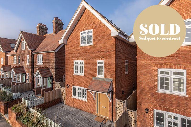 Vale Avenue, Patcham 4 bed detached house for sale £650,000