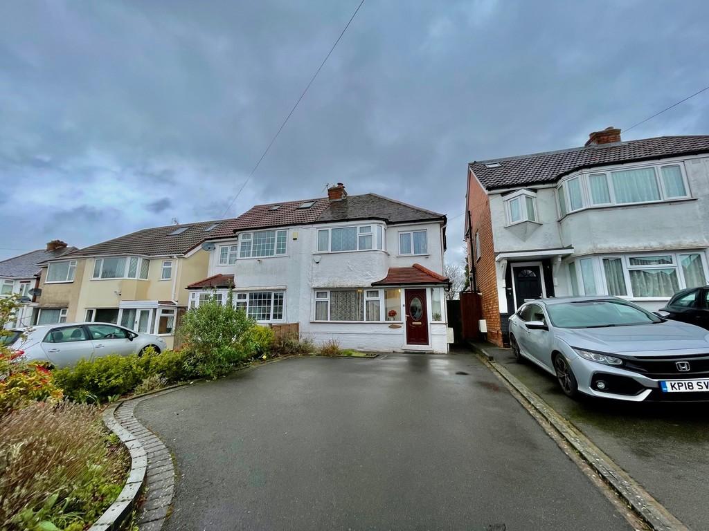 Pierce Avenue, Olton, Solihull 3 bed semidetached house for sale £240,000
