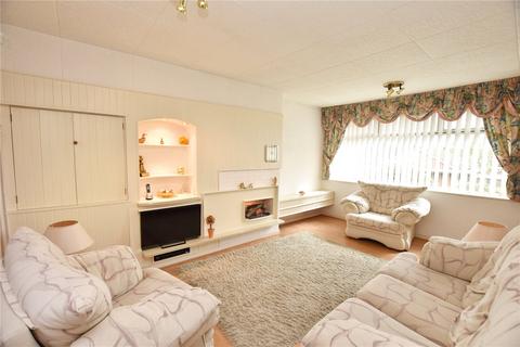 2 bedroom bungalow for sale, Glamis Avenue, Heywood, Greater Manchester, OL10