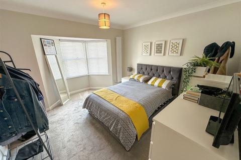 2 bedroom maisonette for sale, Fore Street, Newton Abbot TQ13