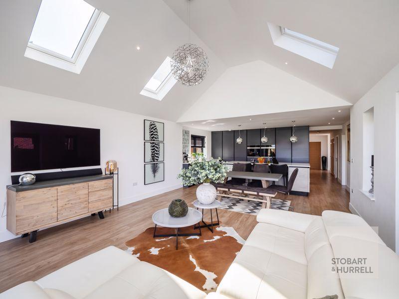 Seating To Kitchen
