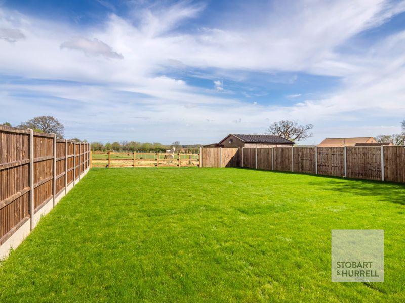 Rear Lawn Garden