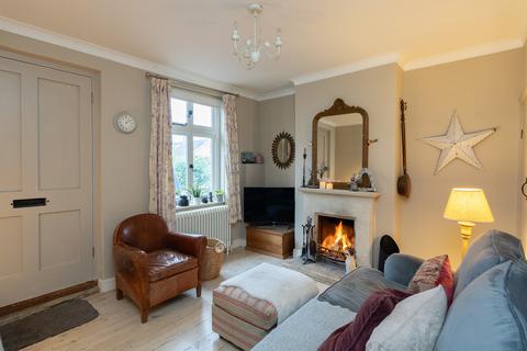 2 bedroom semi-detached house for sale, Furlong Road, Westcott