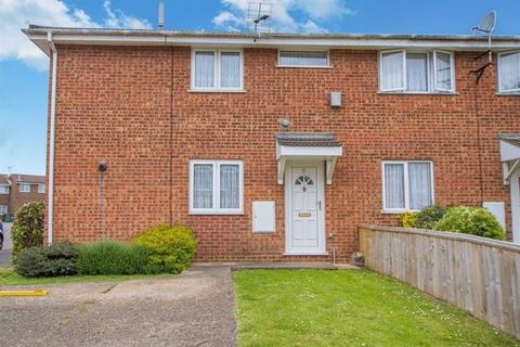 1 bedroom end of terrace house for sale, Lawford Close, Luton