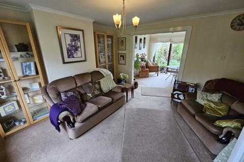 4 bedroom semi-detached house for sale, Freeby Close, Melton Mowbray