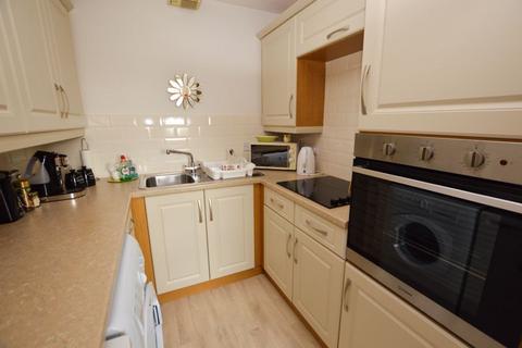 2 bedroom apartment for sale, Thurlow, Lowton, WA3 2QN