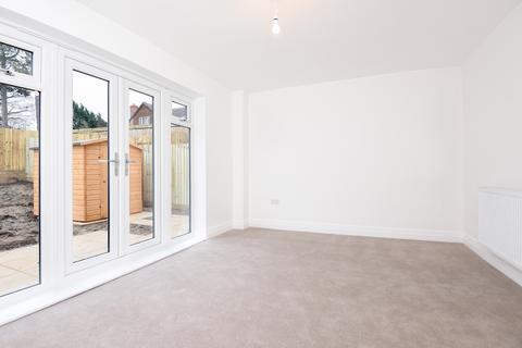 2 bedroom semi-detached house to rent, Turner View, Headington, OX3 8GG