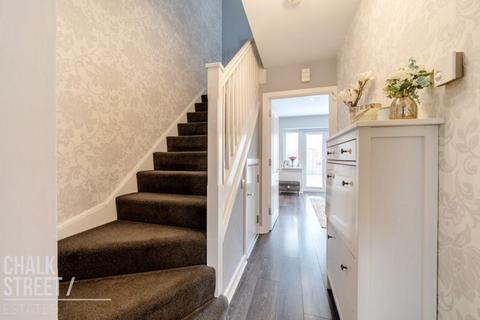 38 North Road, Purfleet-on-thames, RM19 1TU