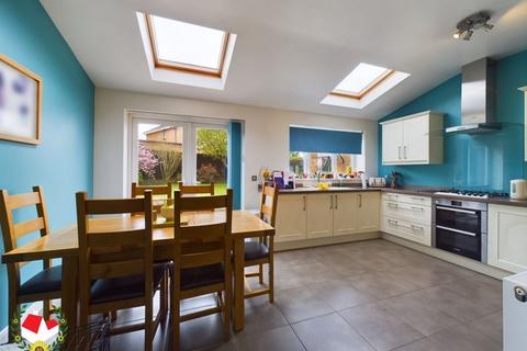 72 Wheatway, Gloucester, GL4 4BJ