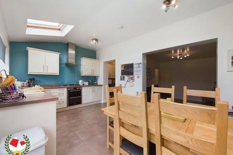 72 Wheatway, Gloucester, GL4 4BJ