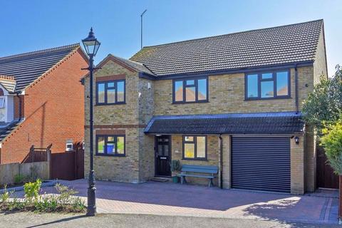 4 bedroom detached house for sale, Stanley Avenue, Minster On Sea