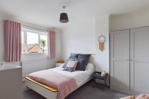 1 Evea Close, Truro, TR1 3XA