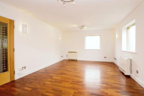 2 bedroom apartment to rent, Henke Court, Cardiff Bay