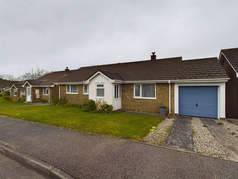 Threemilestone, Truro 3 bed bungalow for sale £350,000