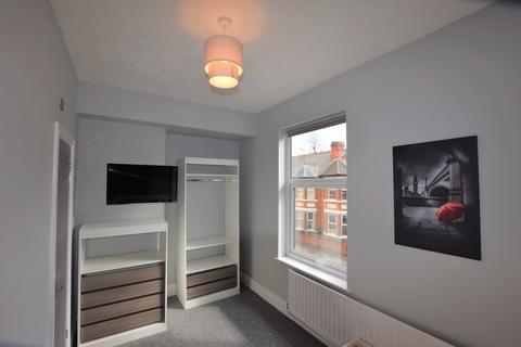1 bedroom in a house share to rent, Walbrook Road, Derby, DE23 8RY