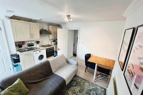 2 bedroom apartment to rent, Buckingham Road, Brighton