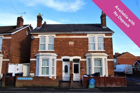 5 bedroom semi-detached house to rent, Tredworth Road, Gloucester GL1