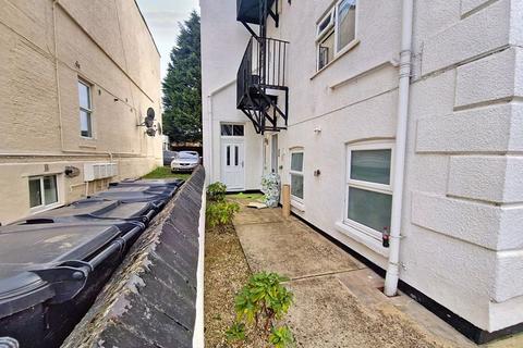 2 bedroom apartment for sale, Midland Road, Gloucester GL1