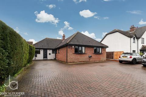 4 bedroom detached bungalow for sale, Halstead Road, Eight Ash Green