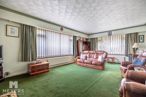 2 bedroom bungalow for sale, Dorset Avenue, Ferndown BH22