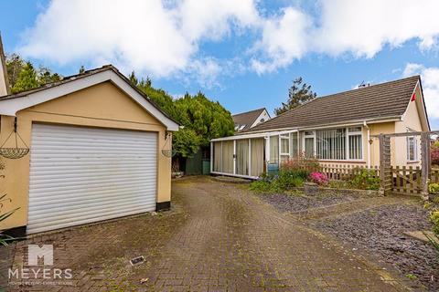 2 bedroom bungalow for sale, Dorset Avenue, Ferndown BH22