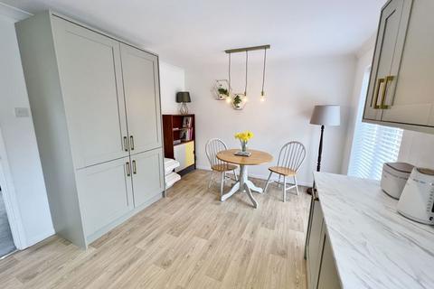 27 Ashtree Road, Frome, BA11 2SE
