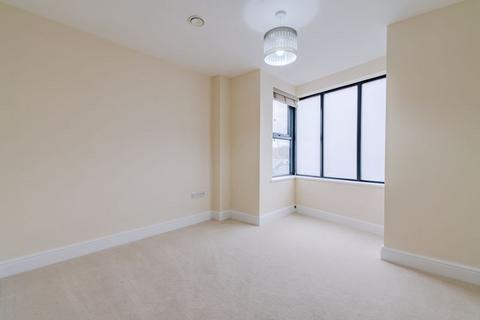 2 bedroom retirement property for sale, Gloucester Road, Cheltenham GL51