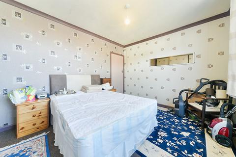 3 bedroom detached house for sale, Tolworth Park Road, Surbiton KT6