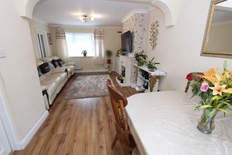 3 bedroom terraced house for sale, Hollyhock Road, Dudley DY2