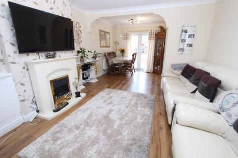 3 bedroom terraced house for sale, Hollyhock Road, Dudley DY2