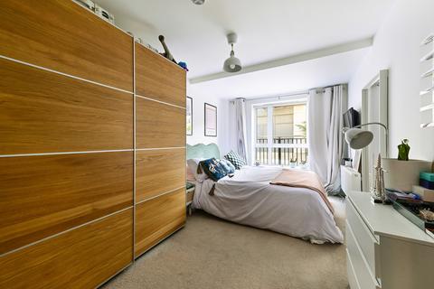 3 bedroom maisonette to rent, Old Post Office Walk, Surbiton KT6