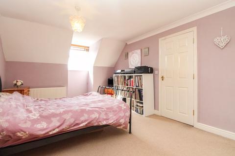 22 Abrahams Close, Bedford, MK40 3EJ
