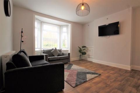 6 bedroom end of terrace house to rent, Arthur Street, Gloucester GL1