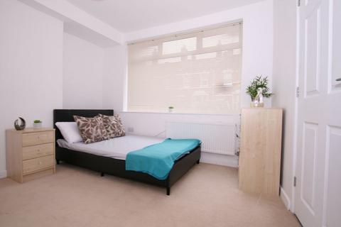 26 Edwy Parade, Gloucester, GL1 2QL