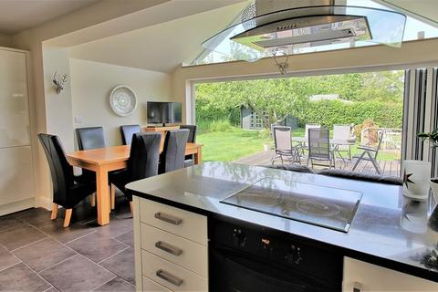 70 Bottrells Lane, Chalfont St Giles, HP8 4EJ